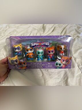 Disney Junior Super Kitties toys